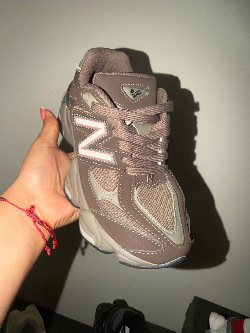 New Balance Women’s Brown & Cream 906-Style Sneaker